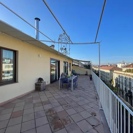 La Terrazza Sui Tetti Nel Cuore Di Apartment