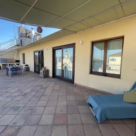 Stunning Terrace With Mole View - Via Po, Ac&lift