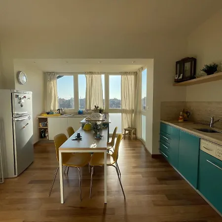 Stunning Terrace With Mole View - Via Po, Ac&lift Lägenhet
